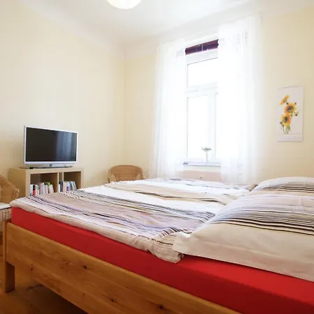 Zum Gruenen Tor - Ganzheitliche Guest house Gorlitz